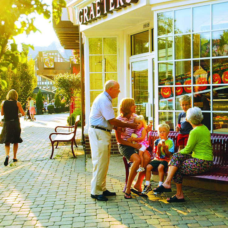 mariemont street scene